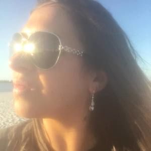 Meet your Posher, Leah